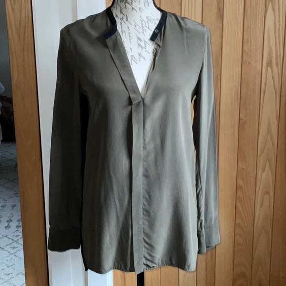 Vince Color Block, Olive & Black, Silk Tunic Top, Like NEW. Size 4 - Picture 9 of 14